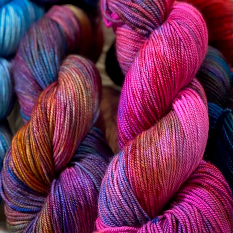 Cruise - DK Yarn 85% 19.5 Micron Merino- 15%Cultivated Silk  370 YDS US 3-4