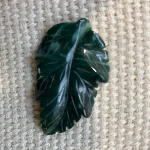 Dark Green Leaf Pendant 4.5mm x 3.5mm
